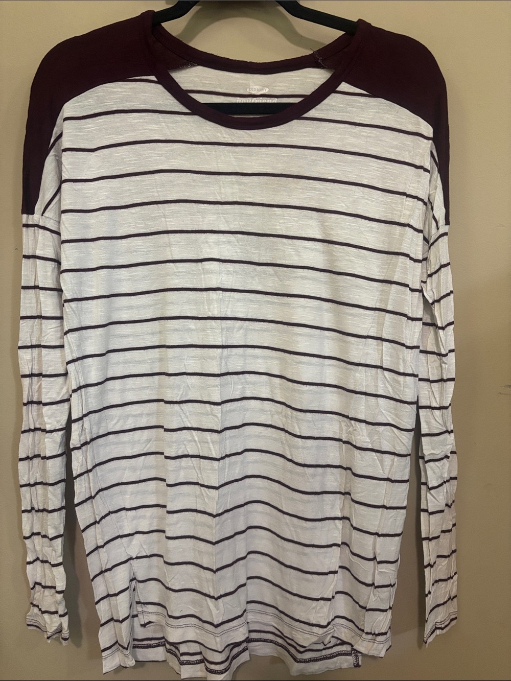 Old Navy White and Maroon Striped Raglan Long Sleeve Tee
